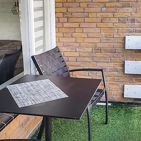 Cozy Apartment In Zoutelande With Wifi Eksteriør billede
