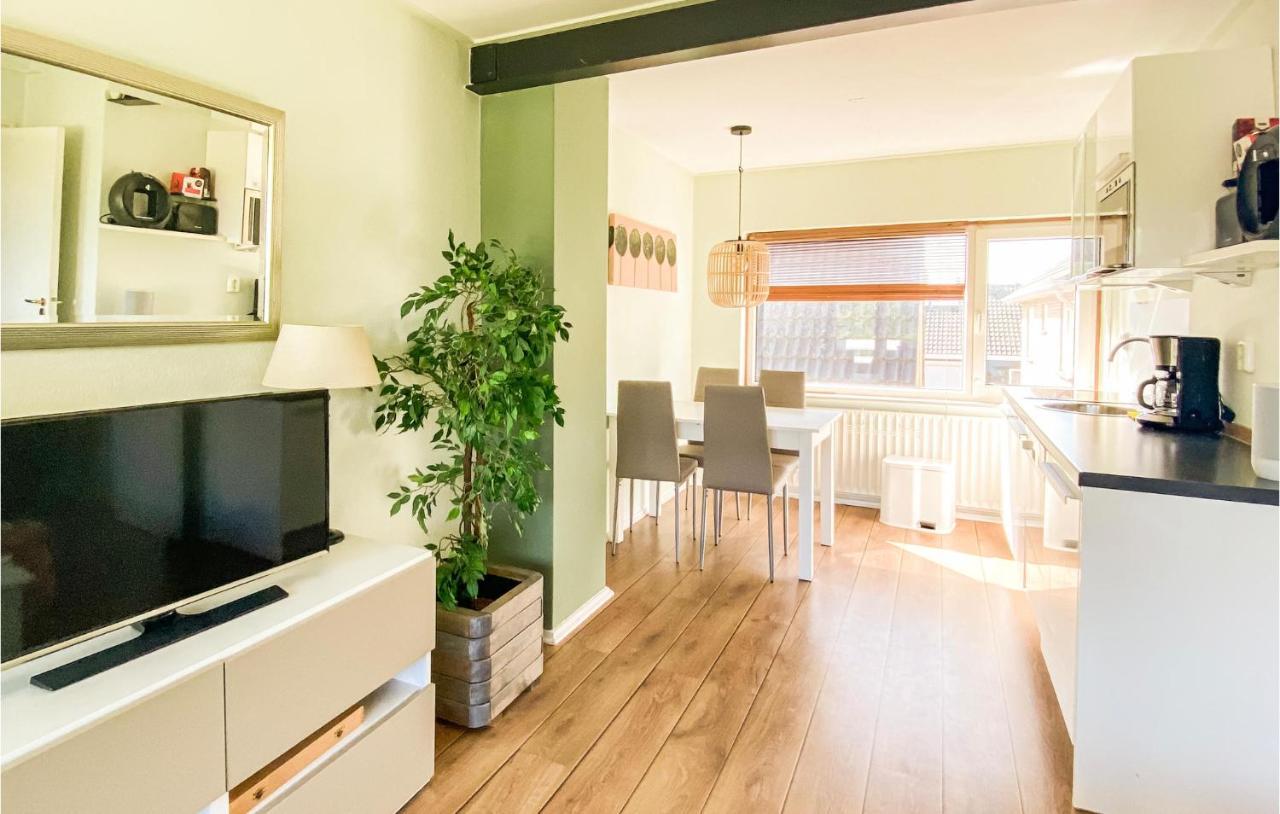 Cozy Apartment In Zoutelande With Wifi Eksteriør billede